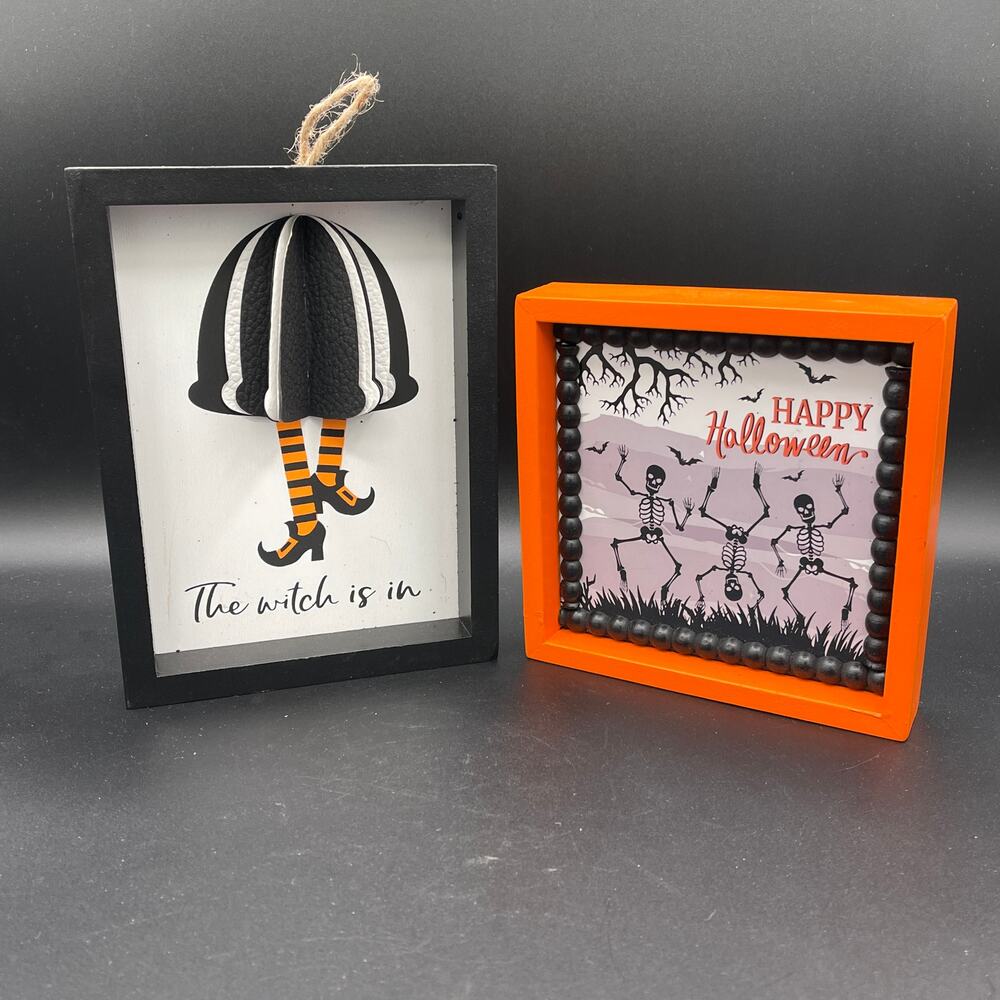Happy Halloween & The Witch is In - Set of 2 Deco Pictures